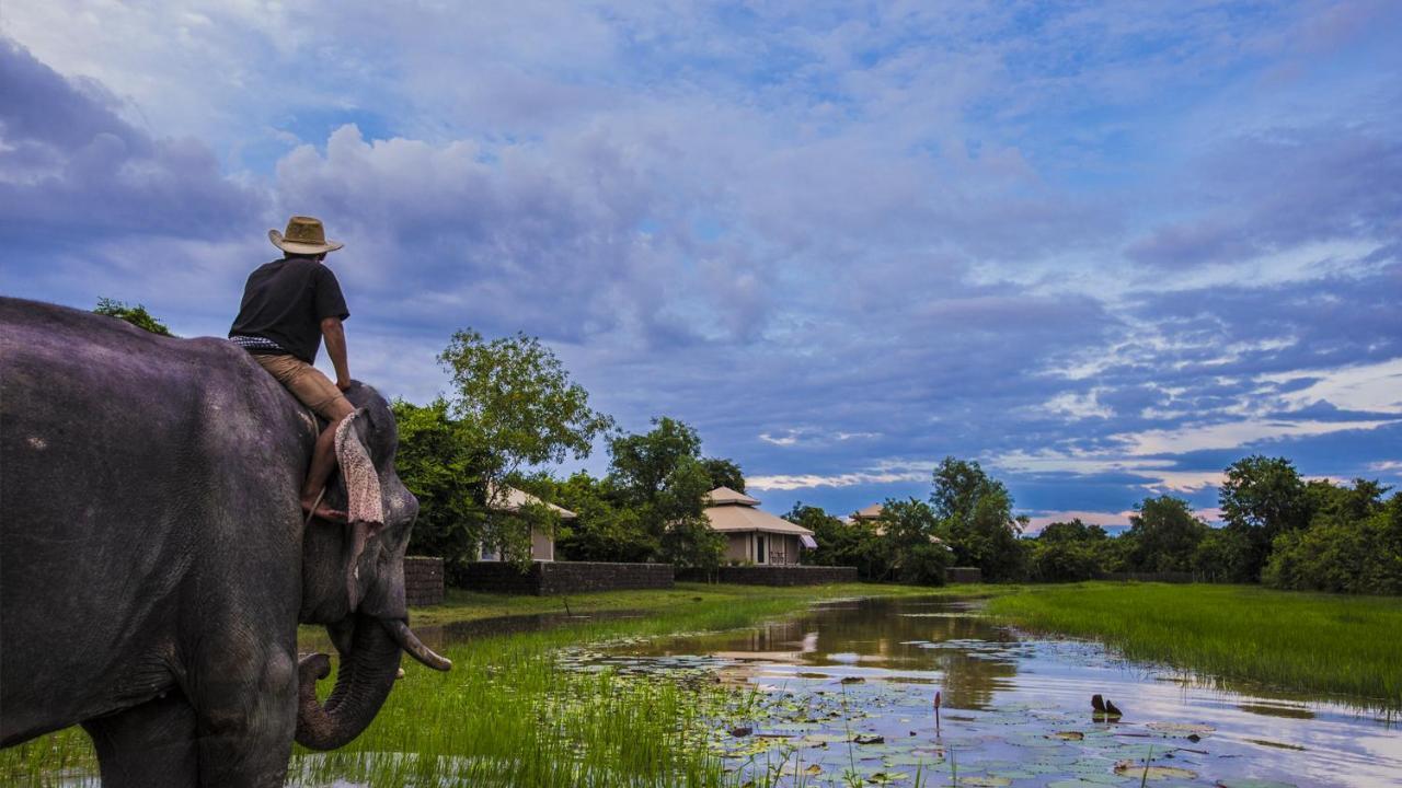 The Beige Hotel Siem Reap Bagian luar foto