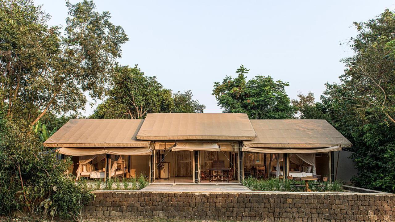 The Beige Hotel Siem Reap Bagian luar foto